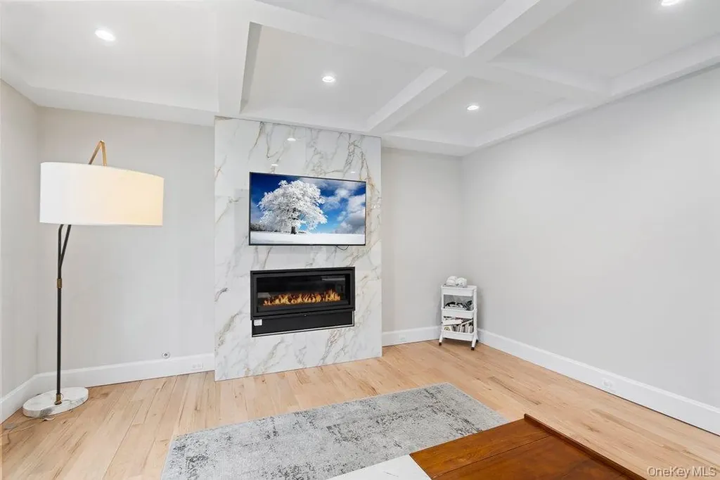 43 Voorhis Drive Old Bethpage NY 11804