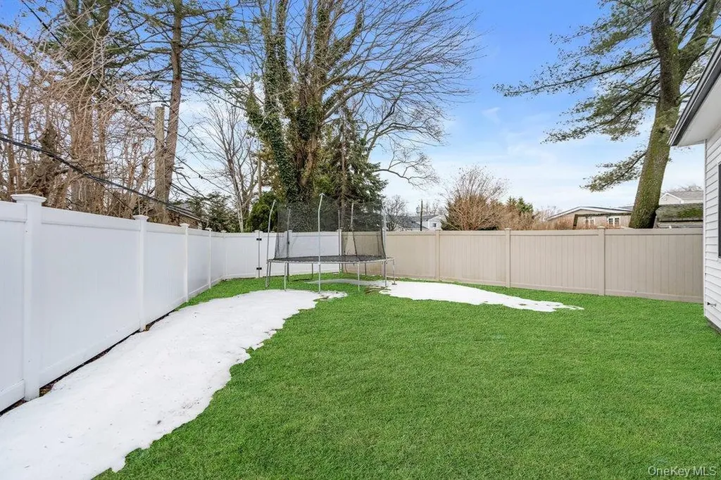 43 Voorhis Drive Old Bethpage NY 11804