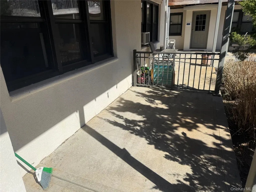 65 West Broadway Long Beach NY 11561