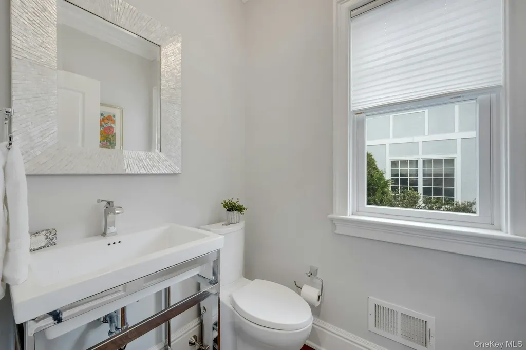 47 Graham Road Scarsdale NY 10583