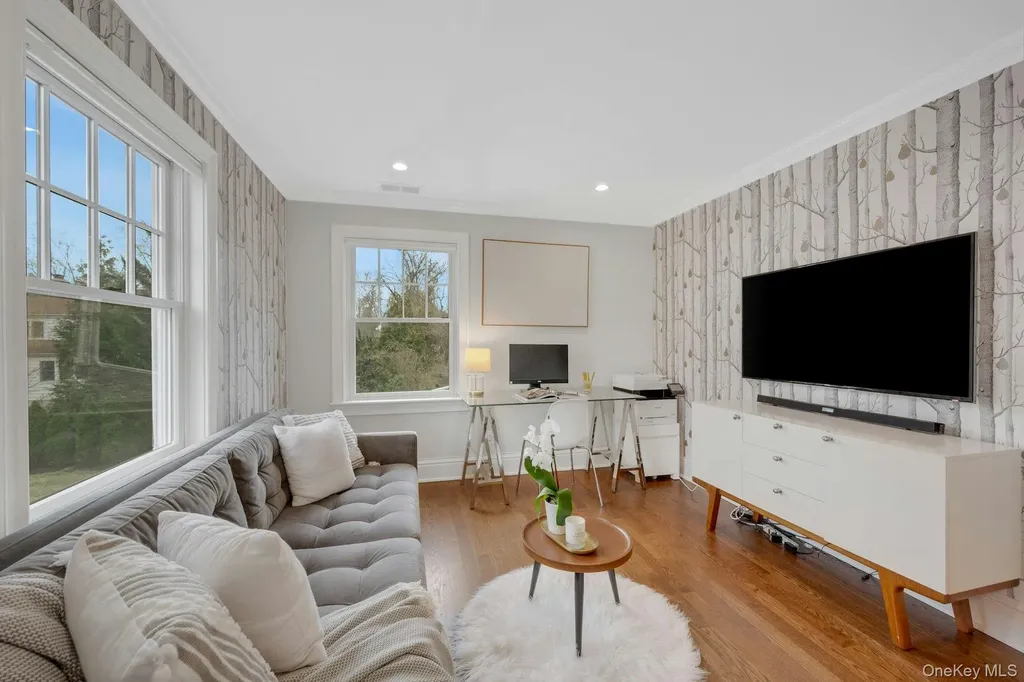 47 Graham Road Scarsdale NY 10583
