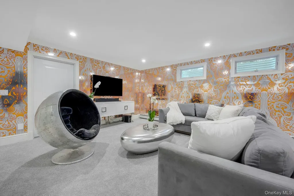 47 Graham Road Scarsdale NY 10583