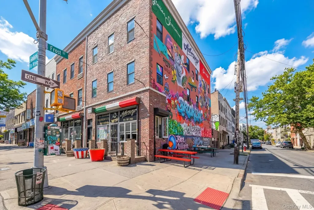 444 Graham Avenue Brooklyn NY 11211