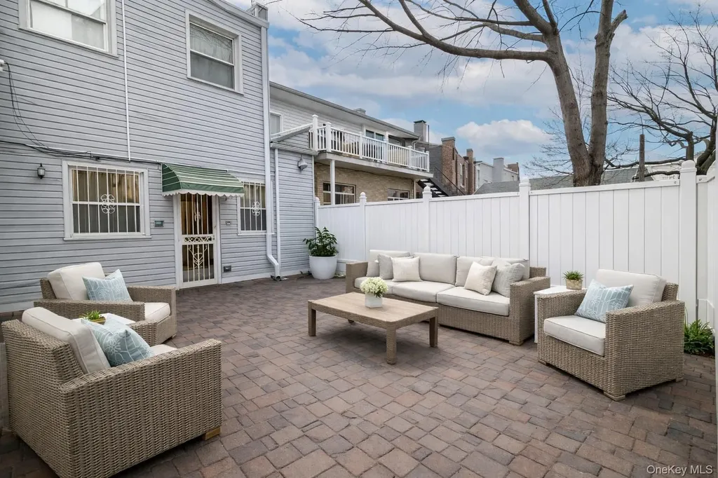 5019 Avenue N Brooklyn NY 11234