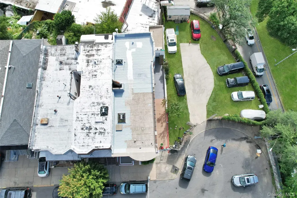 1746 Anthony Avenue Bronx NY 10457