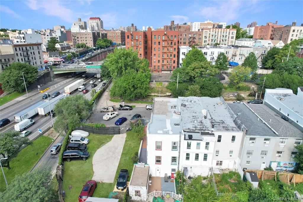 1746 Anthony Avenue Bronx NY 10457