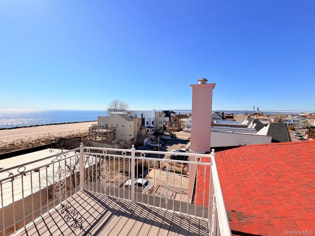 4300 Atlantic Avenue Brooklyn NY 11224
