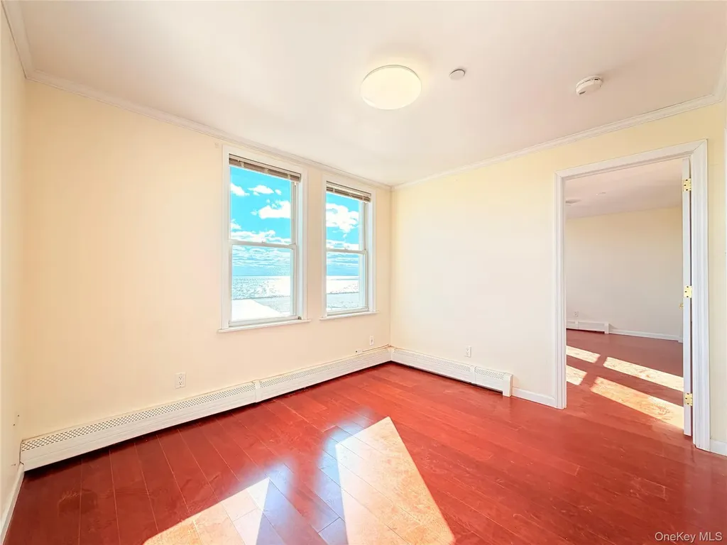 4300 Atlantic Avenue Brooklyn NY 11224