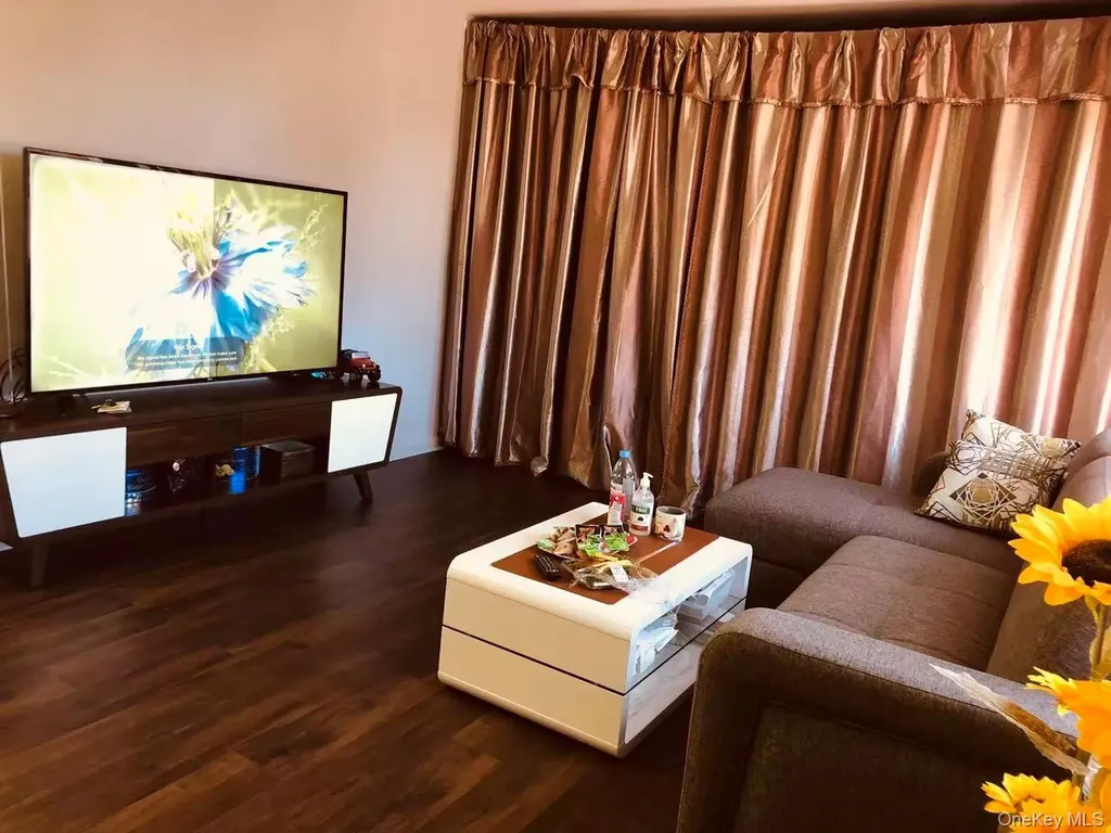 14340 41st Avenue Flushing NY 11355
