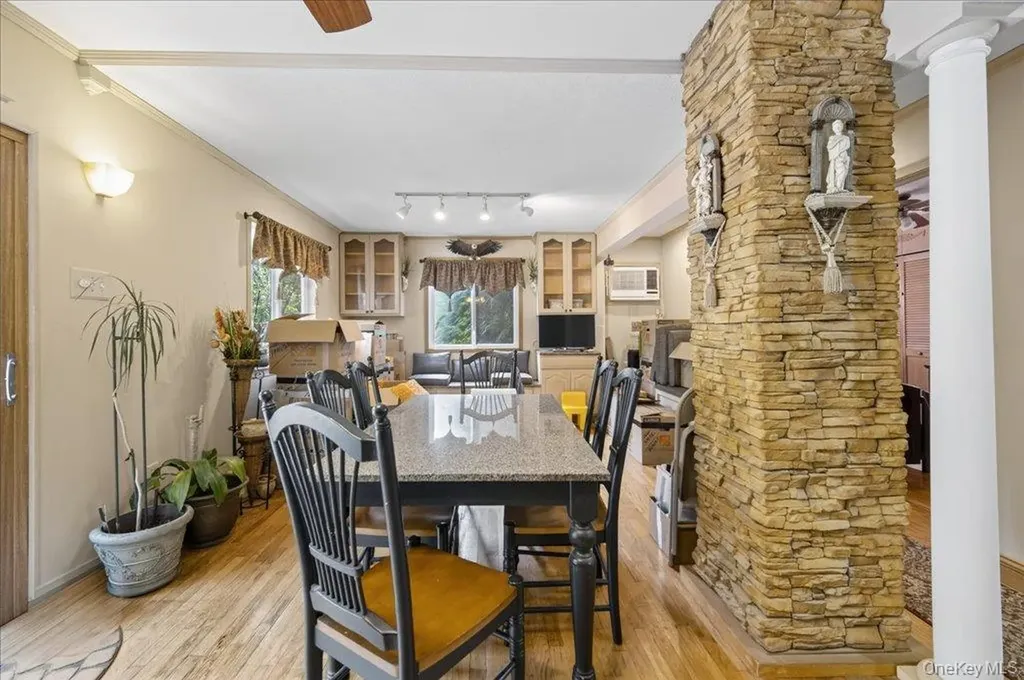 11 Merriewold Lane N Monroe NY 10950
