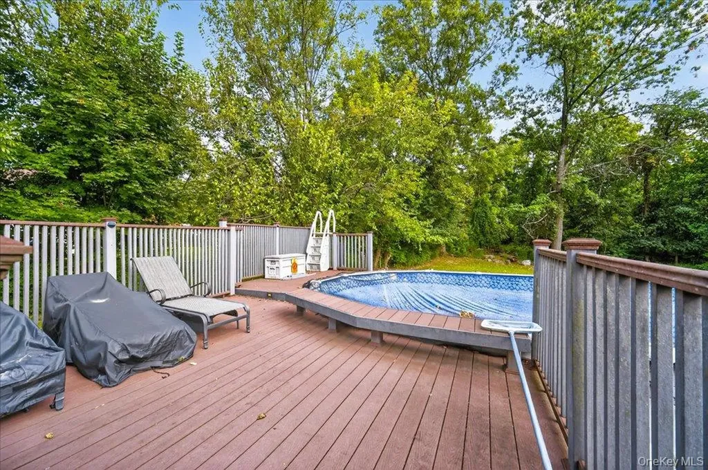 11 Merriewold Lane N Monroe NY 10950