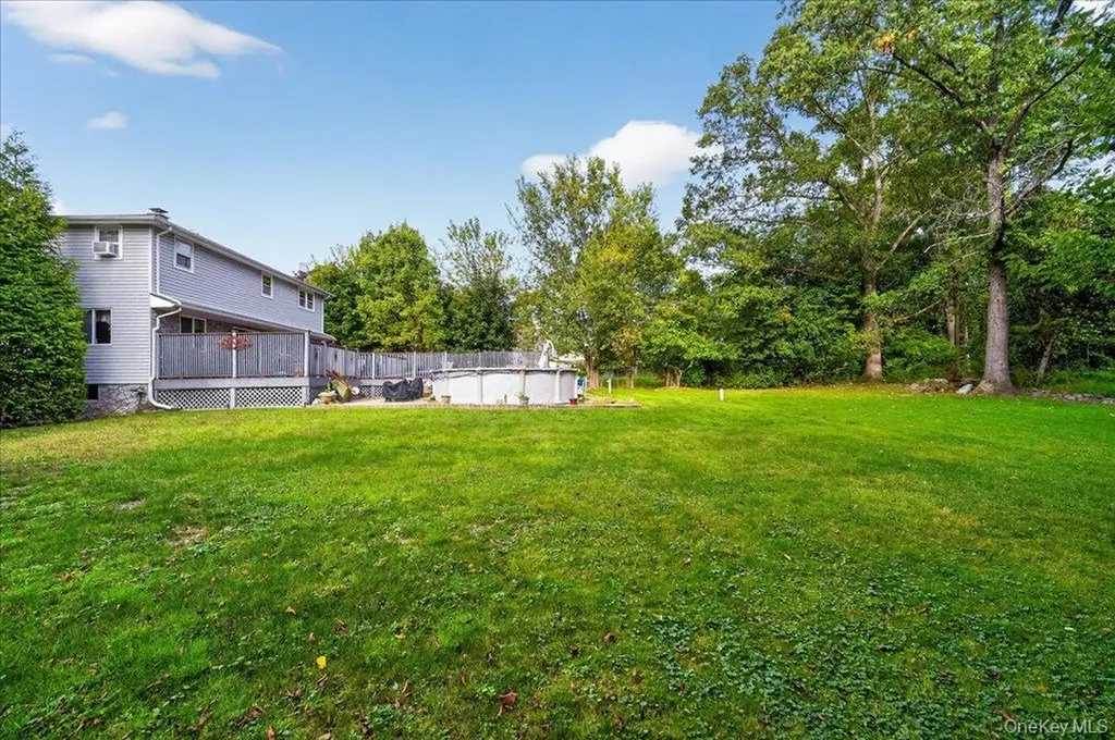 11 Merriewold Lane N Monroe NY 10950