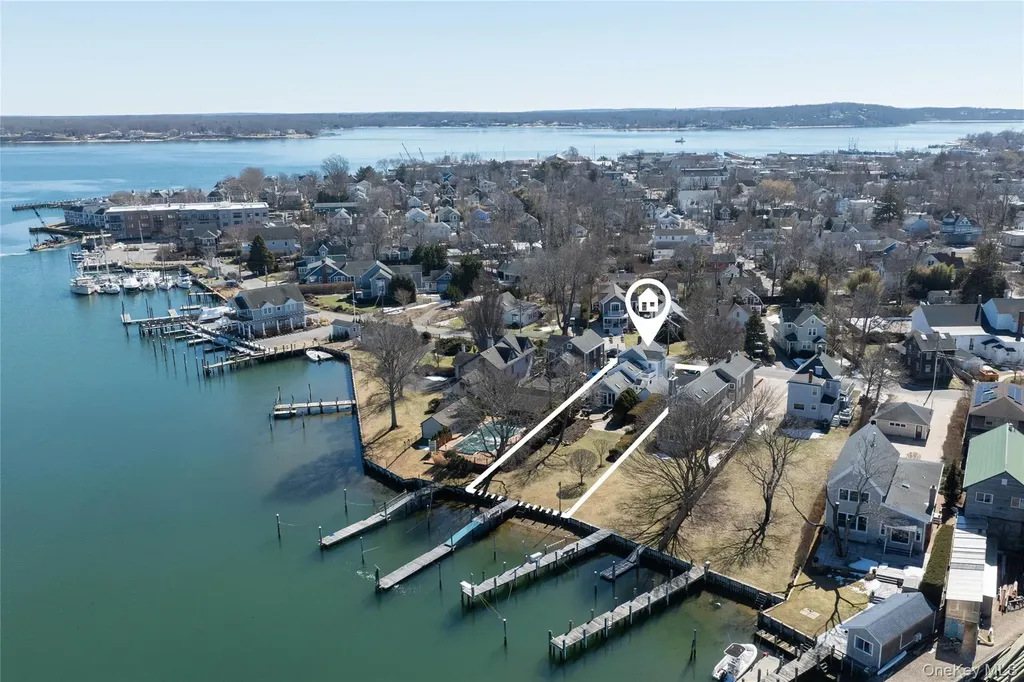 168 Sterling Street Greenport NY 11944