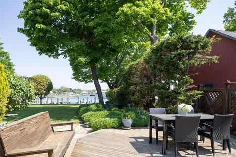 168 Sterling Street Greenport NY 11944