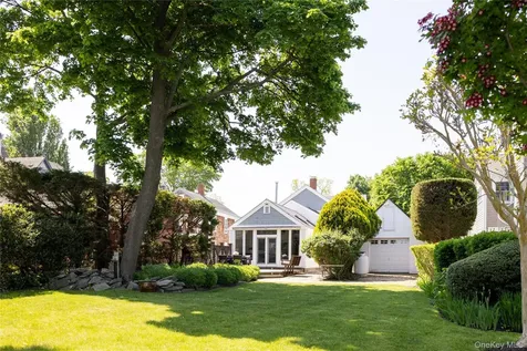 168 Sterling Street Greenport NY 11944