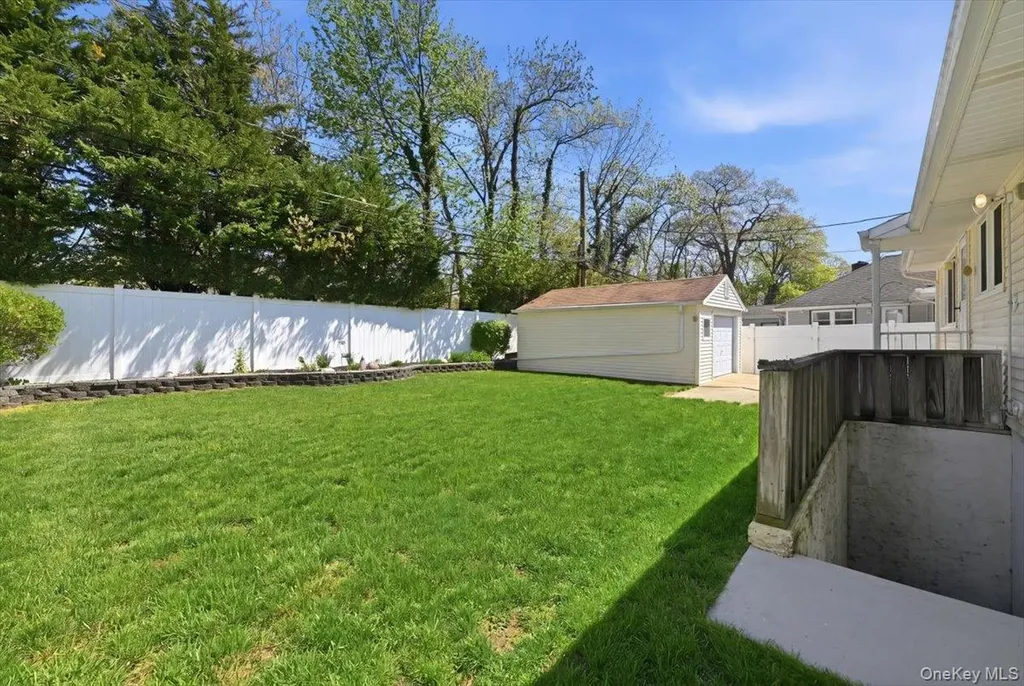 2937 Morgan Drive Wantagh NY 11793