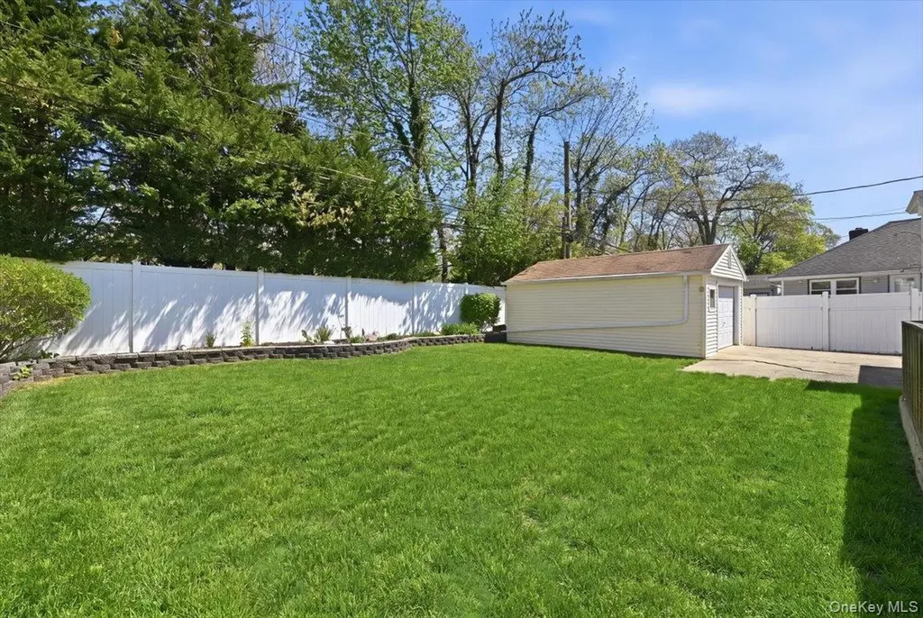 2937 Morgan Drive Wantagh NY 11793