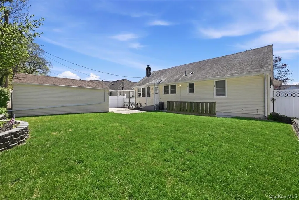 2937 Morgan Drive Wantagh NY 11793