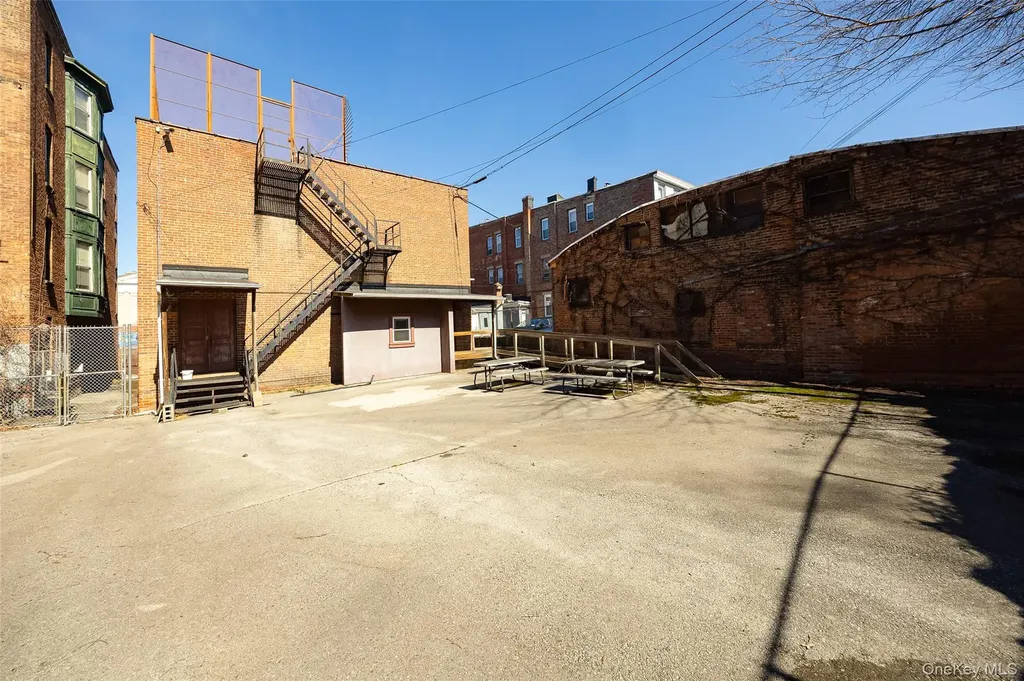 214 Main Street Poughkeepsie NY 12601