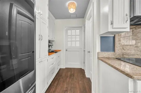 6 Eisenhower Court Hopewell Junction NY 12533