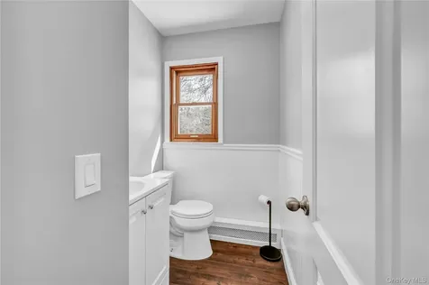 6 Eisenhower Court Hopewell Junction NY 12533