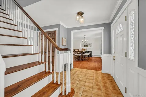 6 Eisenhower Court Hopewell Junction NY 12533
