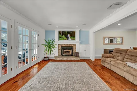 6 Eisenhower Court Hopewell Junction NY 12533