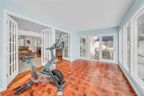 6 Eisenhower Court Hopewell Junction NY 12533