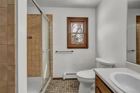 6 Eisenhower Court Hopewell Junction NY 12533