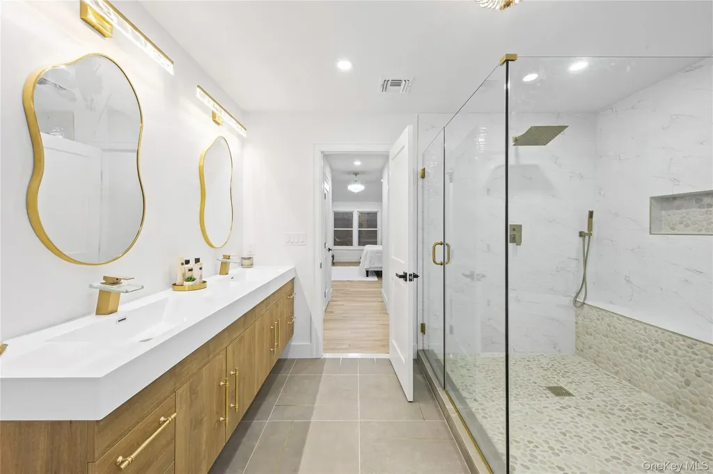 2570 Aster Place S Westbury NY 11590