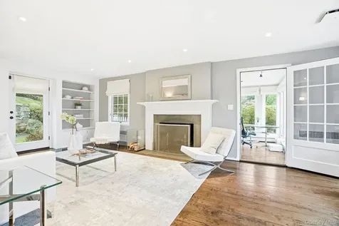 22 Taunton Road Scarsdale NY 10583