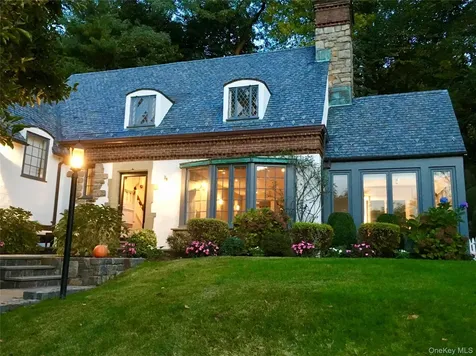 22 Taunton Road Scarsdale NY 10583