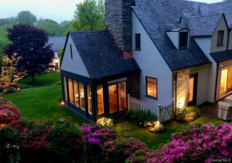 22 Taunton Road Scarsdale NY 10583