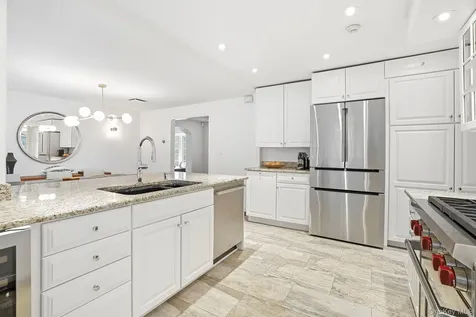 22 Taunton Road Scarsdale NY 10583