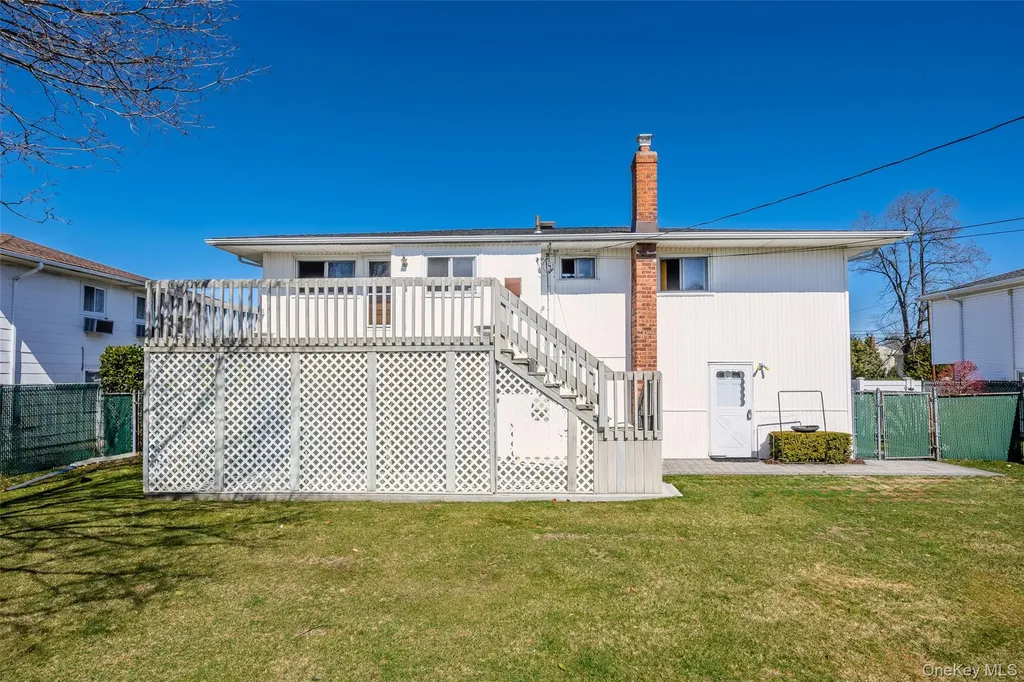 37 Evergreen Avenue Bethpage NY 11714