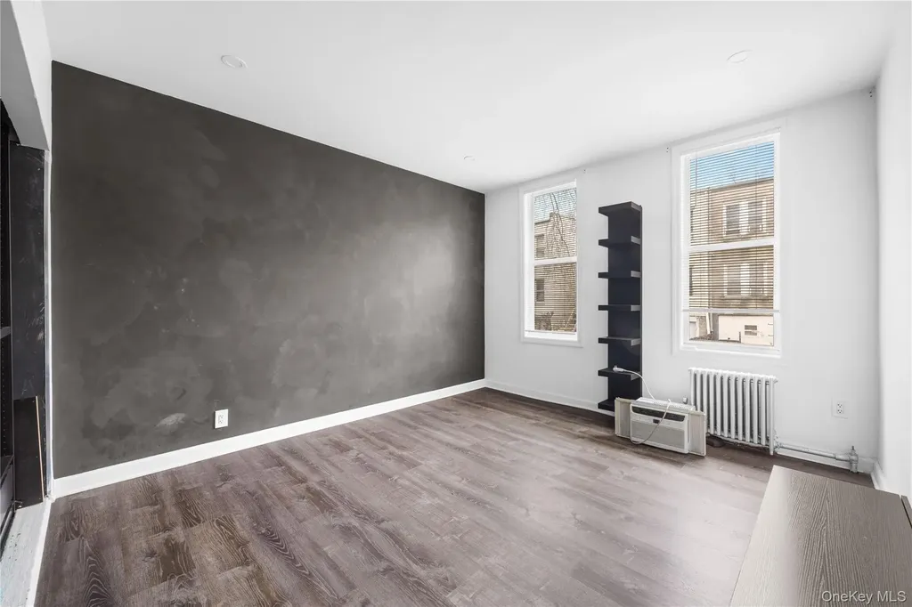 645 Saint Lawrence Avenue Bronx NY 10473