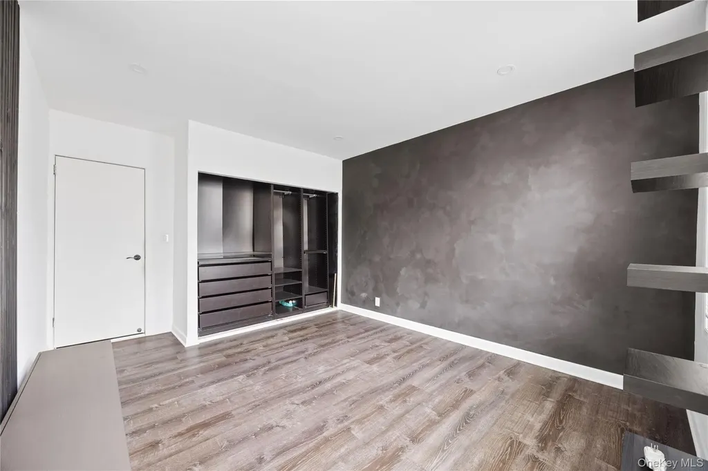 645 Saint Lawrence Avenue Bronx NY 10473