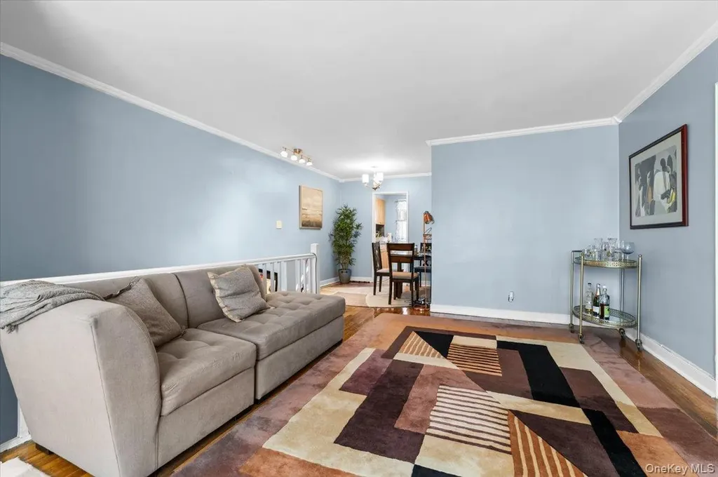 224-07 Kingsbury Avenue Bayside NY 11364