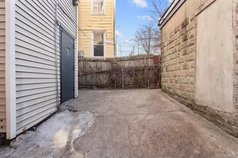 58 Chestnut Street Yonkers NY 10701