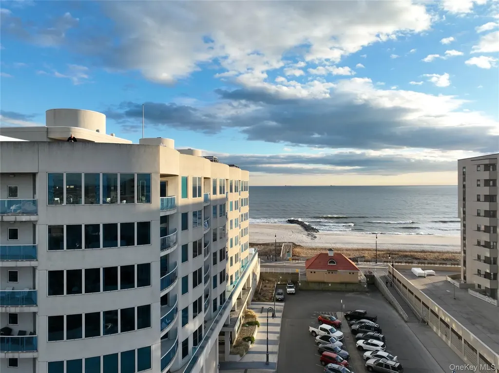 403 E Boardwalk Long Beach NY 11561