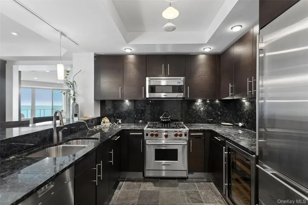 403 E Boardwalk Long Beach NY 11561
