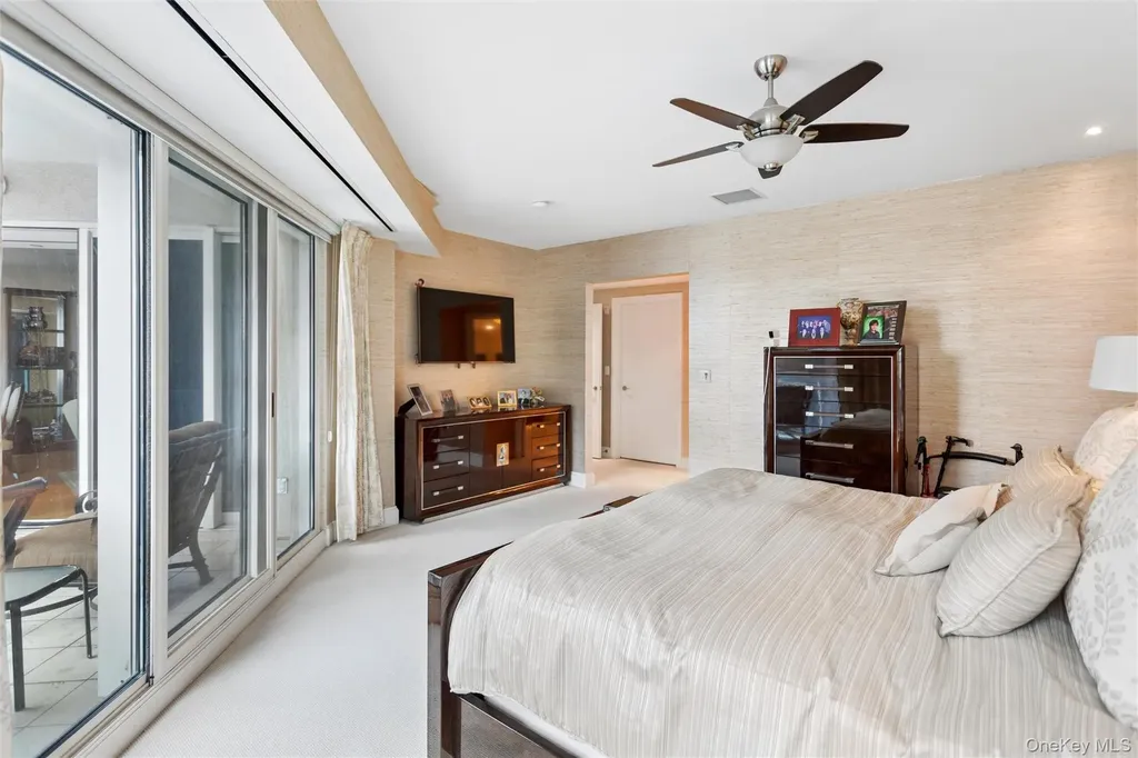 403 E Boardwalk Long Beach NY 11561