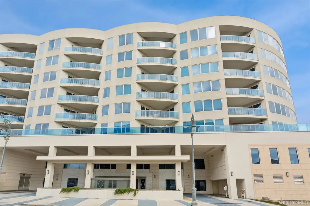 403 E Boardwalk Long Beach NY 11561