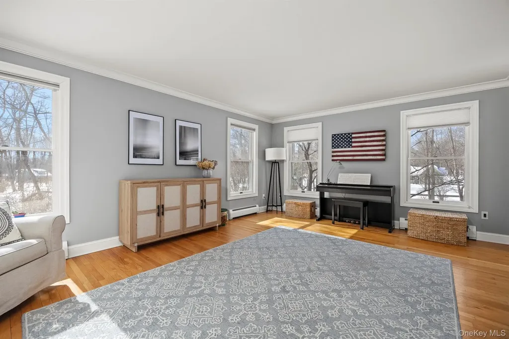 17 Elm Street Red Hook NY 12571