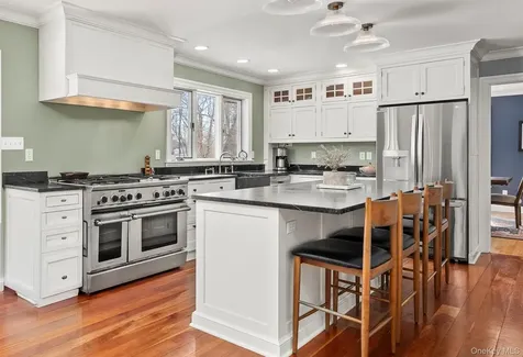 17 Elm Street Red Hook NY 12571