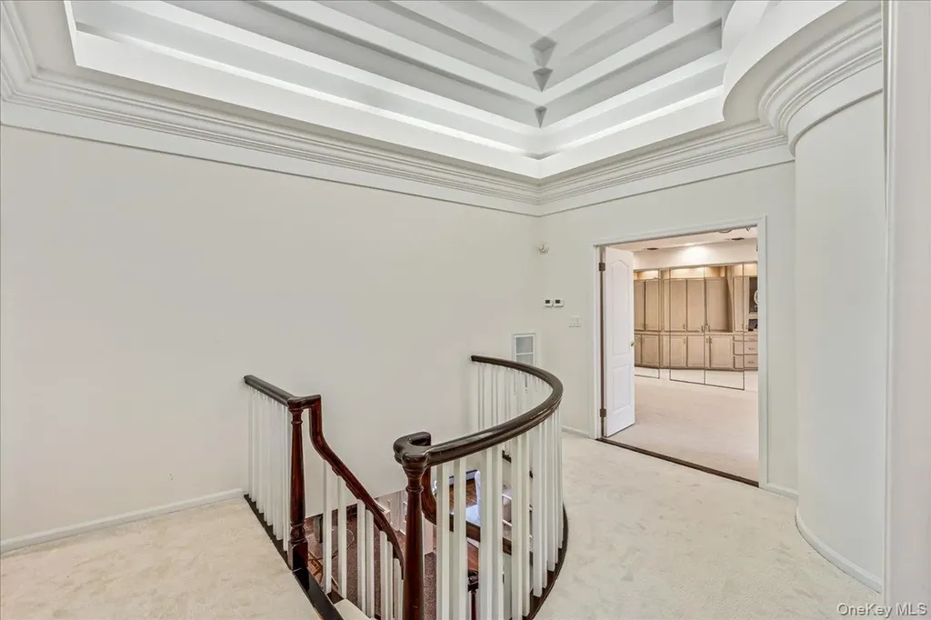 29 Winter Lane Dix Hills NY 11746