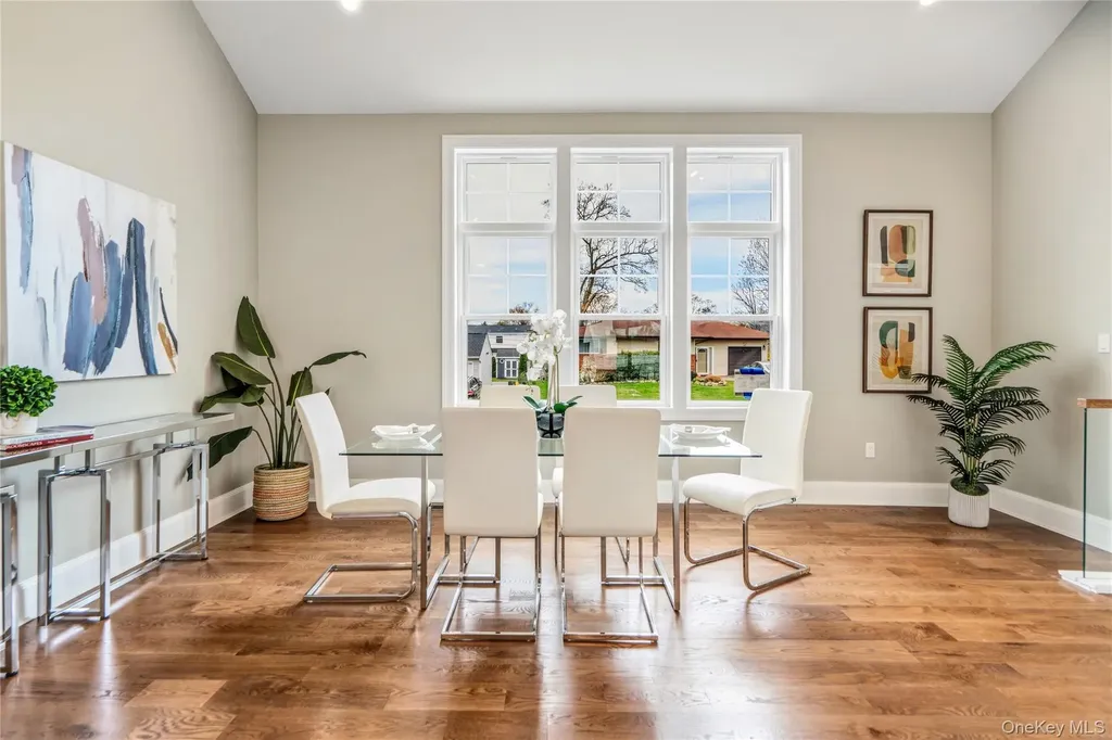 6 Adrienne Drive Old Bethpage NY 11804