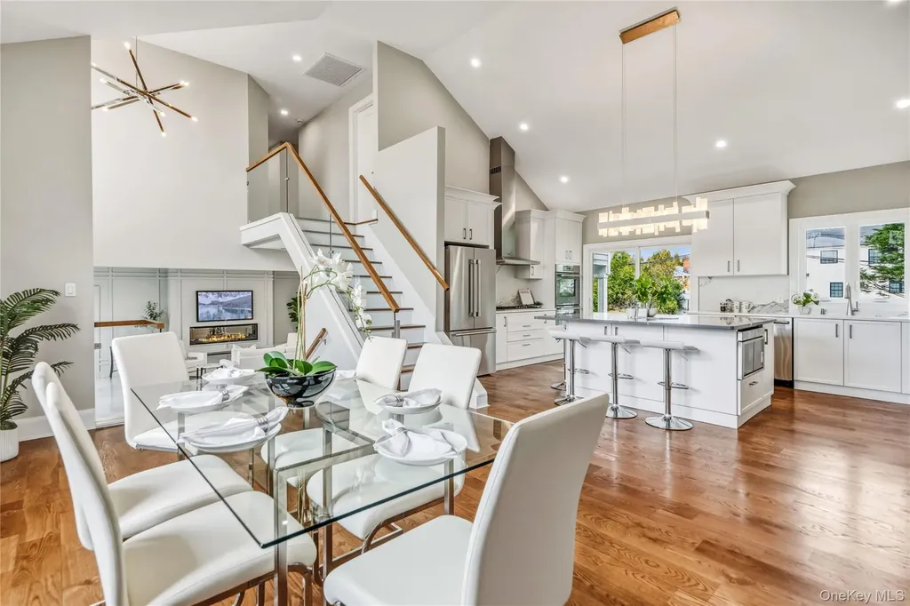 6 Adrienne Drive Old Bethpage NY 11804