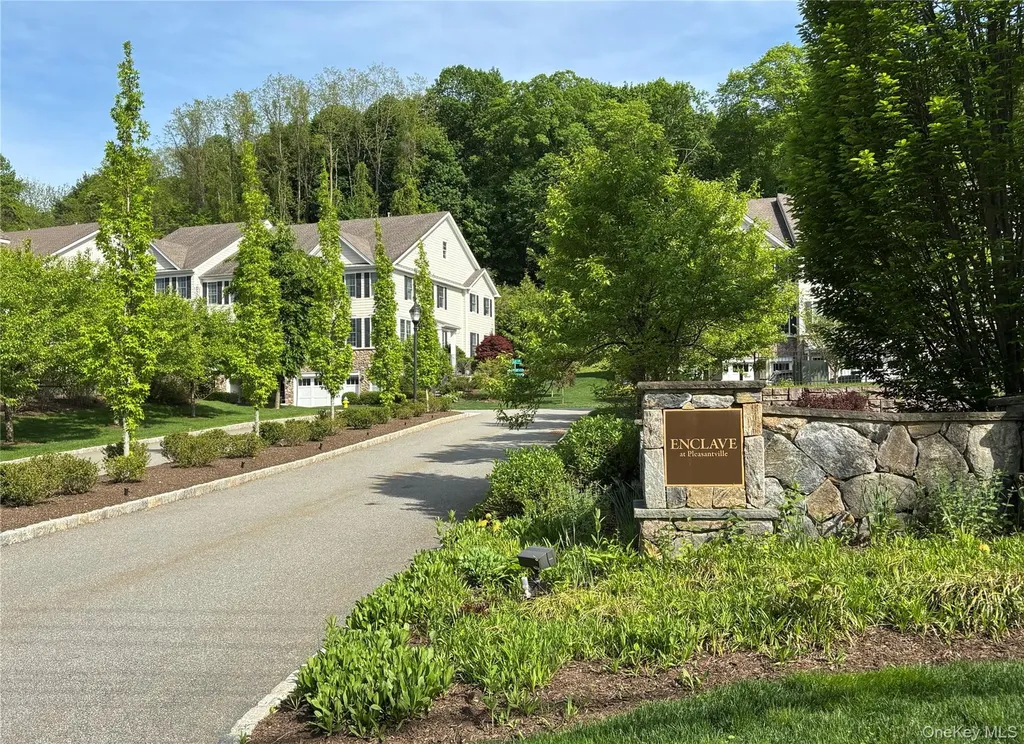 57 Dennis Lane Pleasantville NY 10570