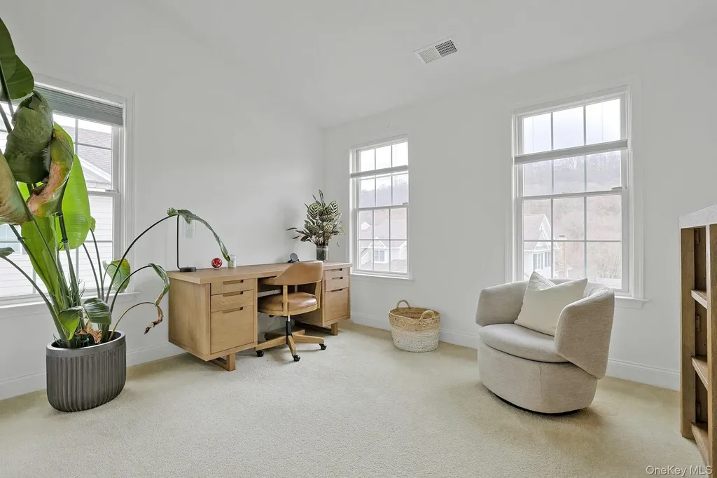 57 Dennis Lane Pleasantville NY 10570